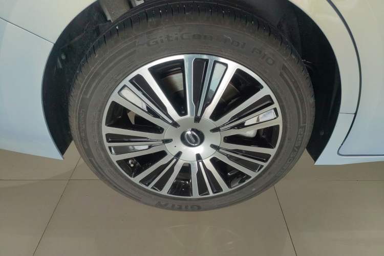 Used GAC Trumpchi E8 New Energy 2024 150km MAX+ Exterior 8