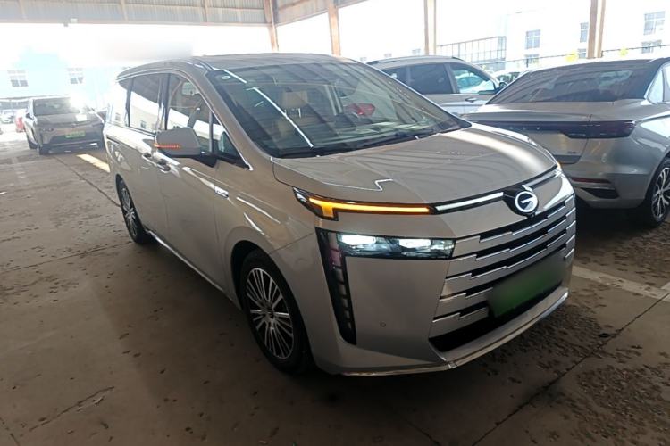 Used GAC Trumpchi E8 New Energy 2024 150km MAX+ Front Right 45 Deg