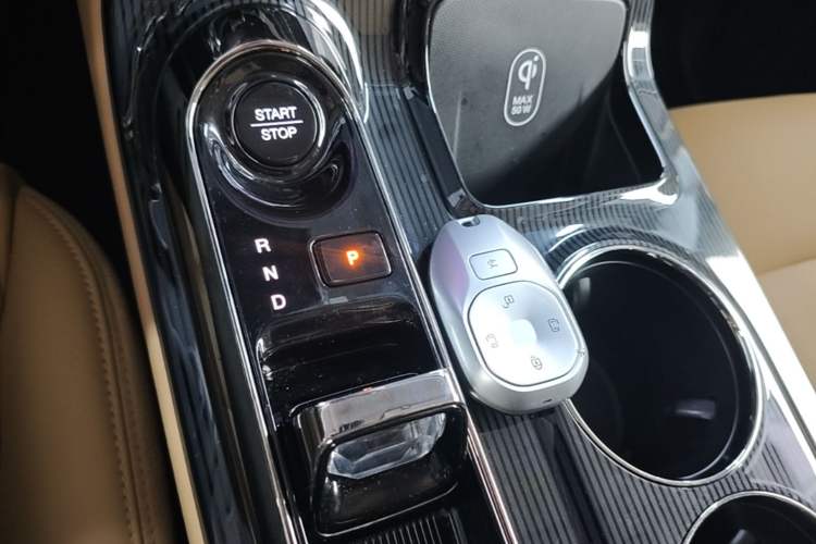 Used GAC Trumpchi E8 New Energy 2024 150km MAX+ Gear Lever