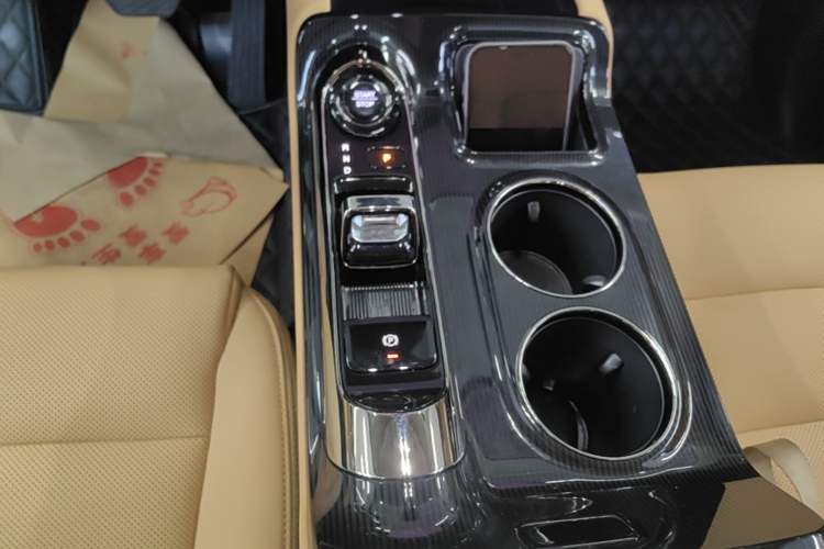 Used GAC Trumpchi E8 New Energy 2024 150km MAX+ Gear Lever