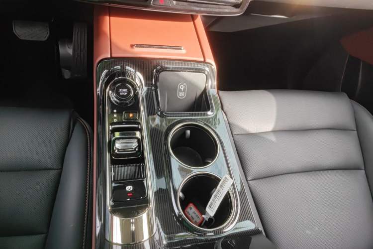 Used GAC Trumpchi E8 New Energy 2024 150km MAX+ Gear Lever