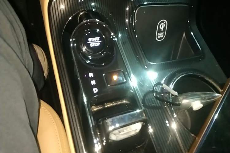Used GAC Trumpchi E8 New Energy 2024 150km Longteng Glorious+ Gear Lever