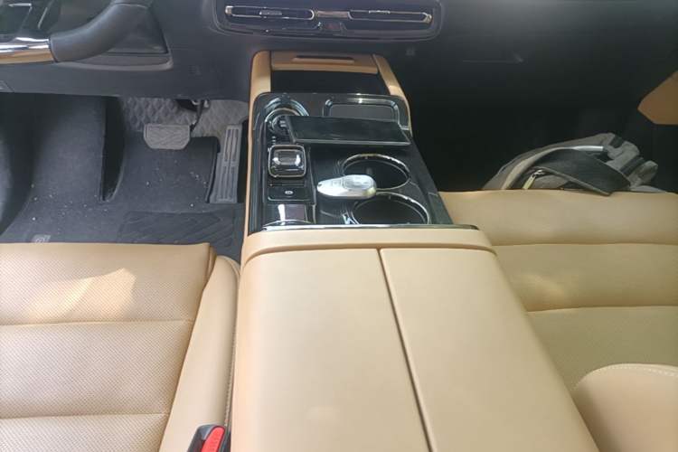 Used GAC Trumpchi E8 New Energy 2024 150km MAX+ Gear Lever