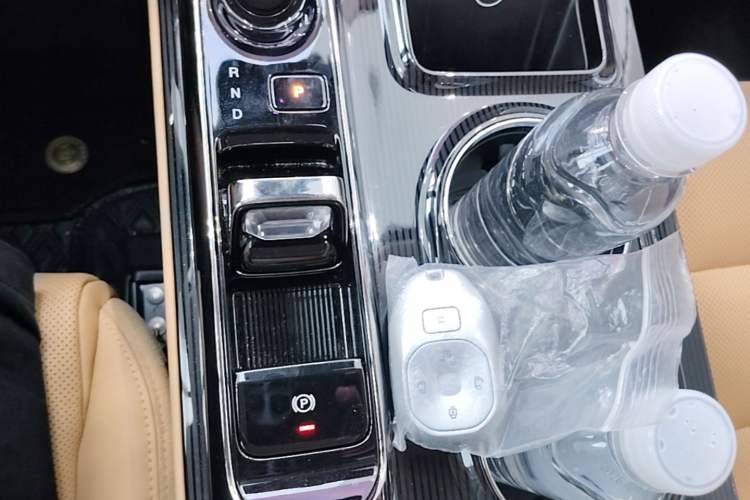 Used GAC Trumpchi E8 New Energy 2024 150km MAX+ Gear Lever