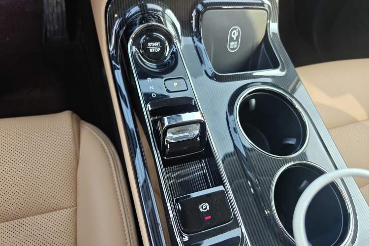 Used GAC Trumpchi E8 New Energy 2024 150km MAX+ Gear Lever