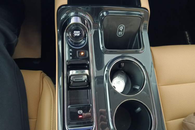 Used GAC Trumpchi E8 New Energy 2024 150km MAX+ Gear Lever