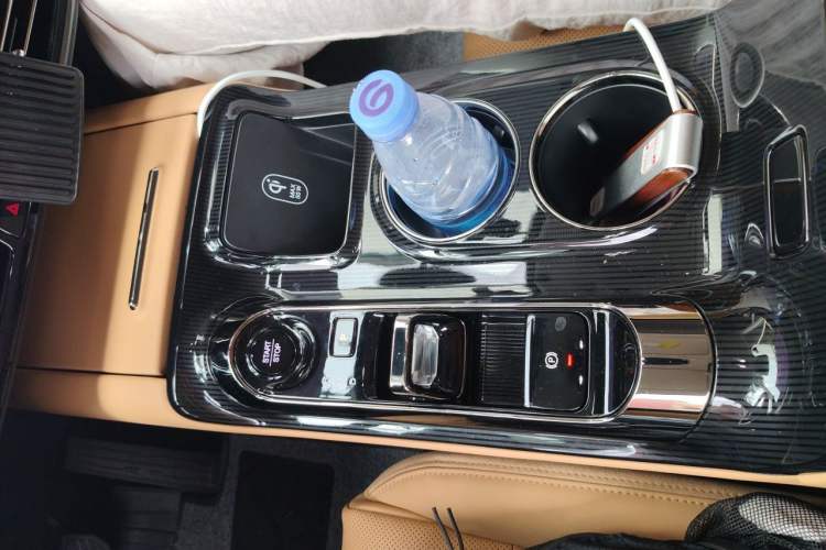 Used GAC Trumpchi E8 New Energy 2024 150km Longteng Glorious+ Gear Lever