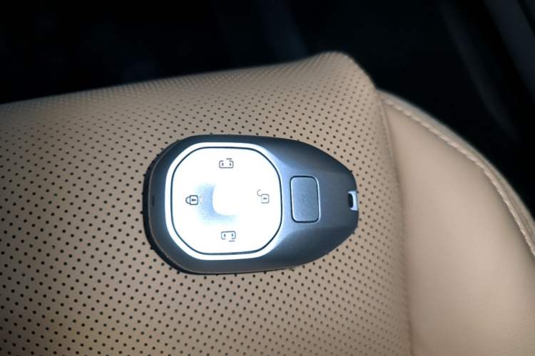 Used GAC Trumpchi E8 New Energy 2024 150km MAX+ Interior 1