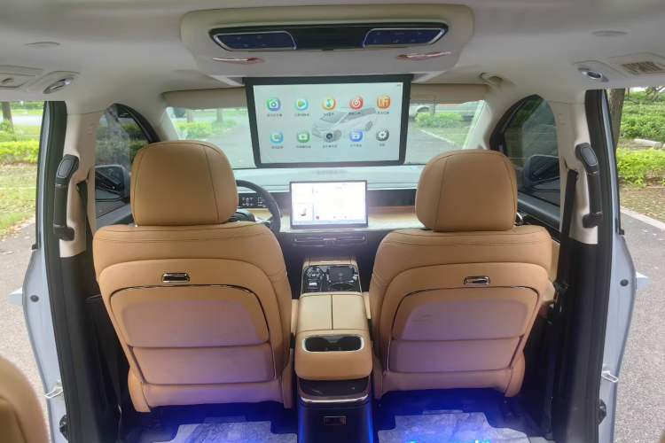 Used GAC Trumpchi E8 New Energy 2024 150km MAX+ Interior 2