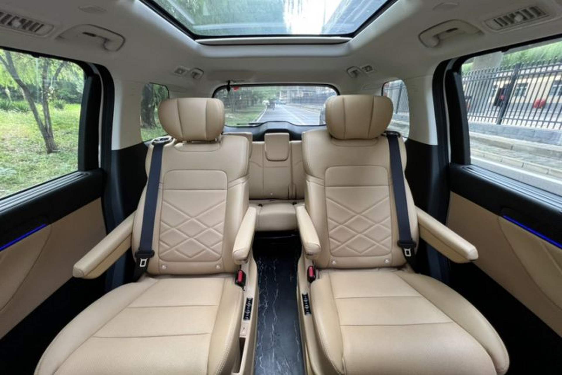 Used GAC Trumpchi E8 New Energy 2024 150km MAX+ Interior 2