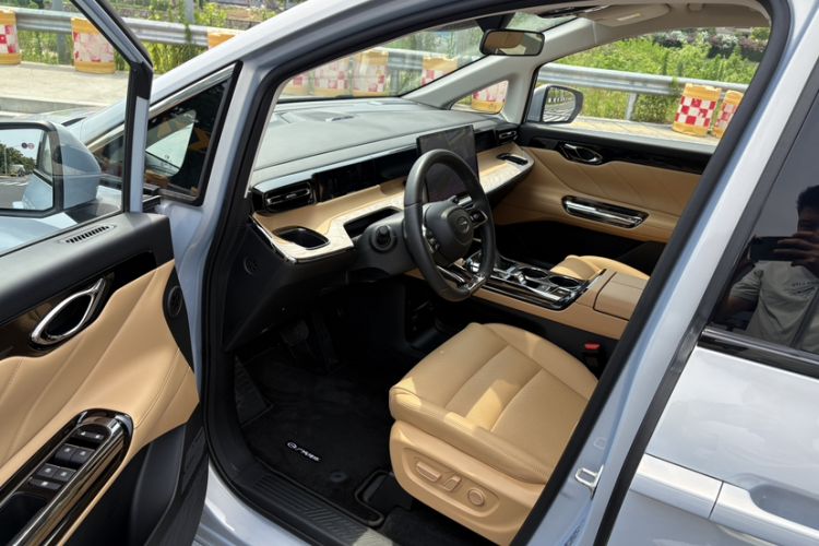Used GAC Trumpchi E8 New Energy 2024 150km MAX+ Interior 3
