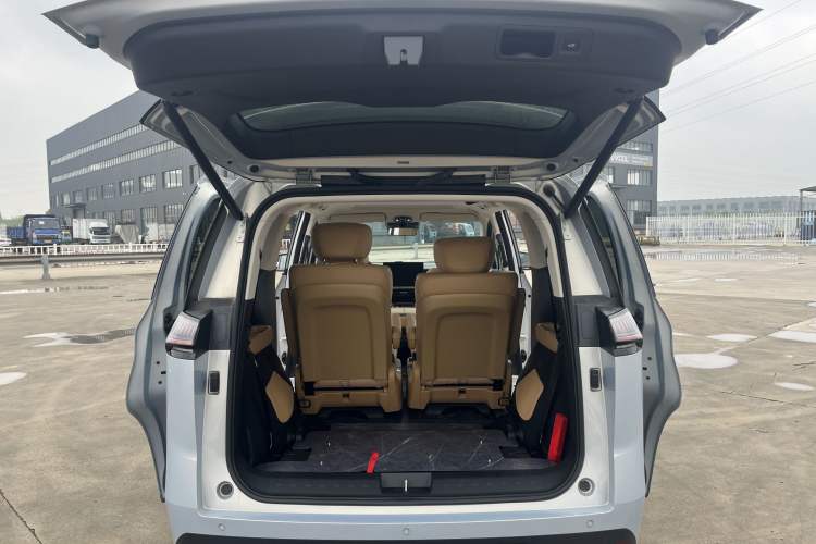 Used GAC Trumpchi E8 New Energy 2024 150km MAX+ Interior 6