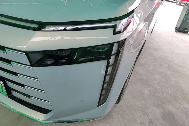 Used GAC Trumpchi E8 New Energy 2024 150km MAX+ Left Front Headlight