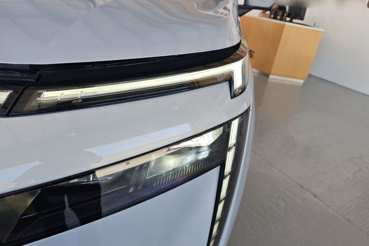 Used GAC Trumpchi E8 New Energy 2024 150km Longteng Glorious+ Left Front Headlight