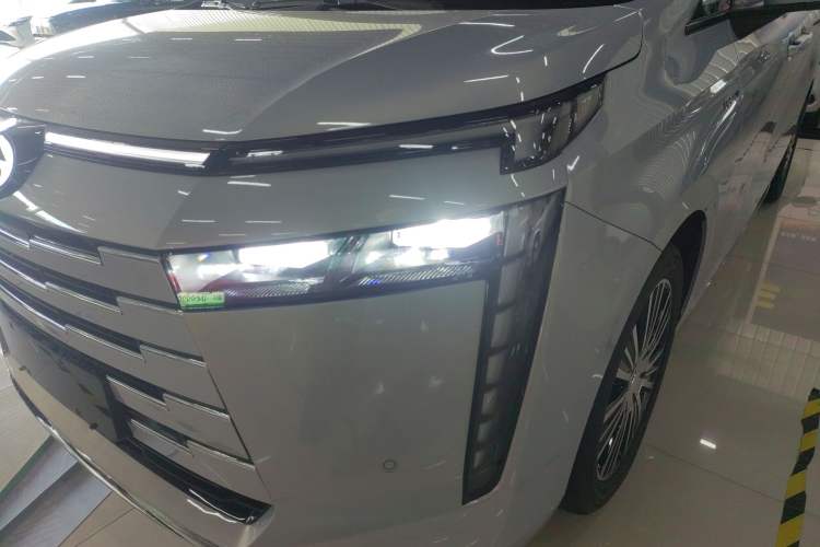 Used GAC Trumpchi E8 New Energy 2024 150km MAX+ Left Front Headlight