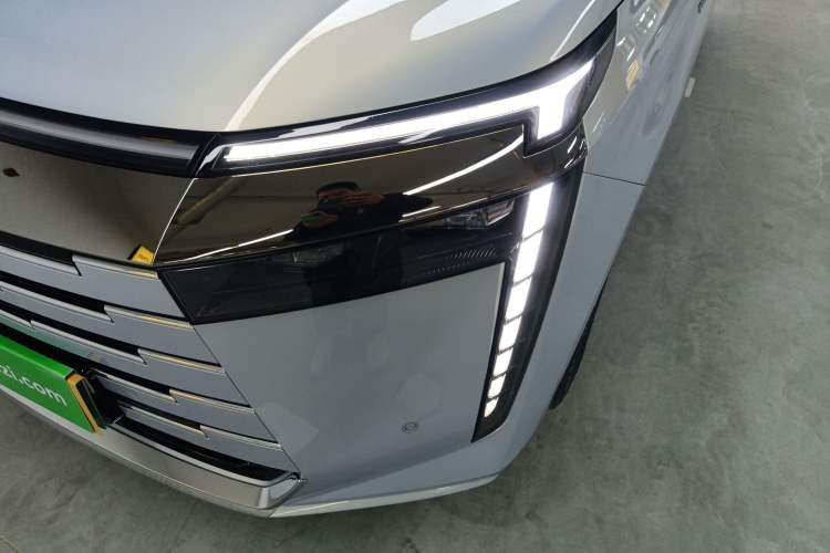 Used GAC Trumpchi E8 New Energy 2024 150km Dragon Roar Starry Night+ Left Front Headlight