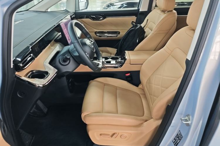 Used GAC Trumpchi E8 New Energy 2024 150km MAX+ Left Front Seat