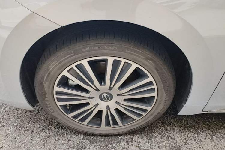 Used GAC Trumpchi E8 New Energy 2024 150km MAX+ Left Front Wheel Hub