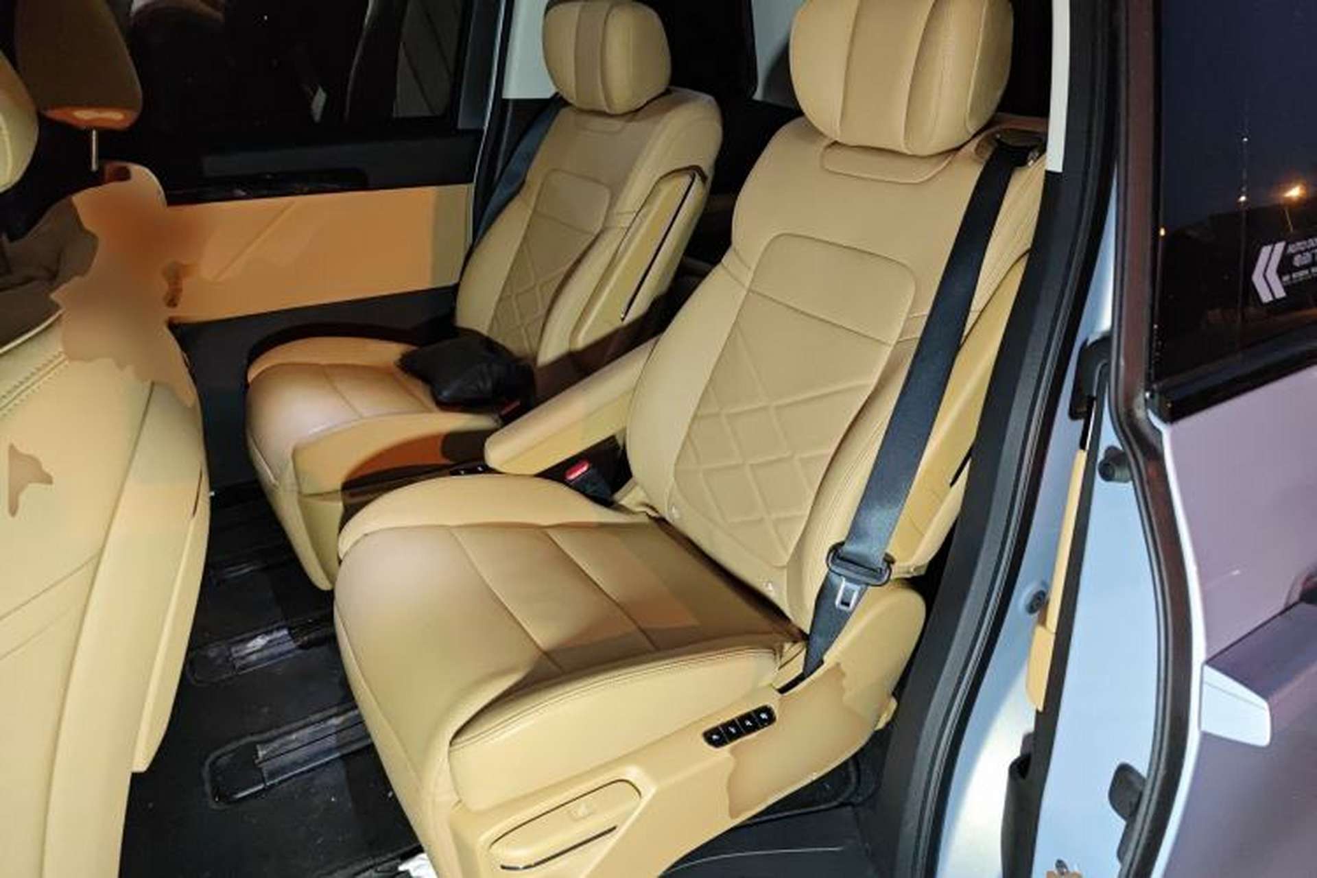 Used GAC Trumpchi E8 New Energy 2024 150km MAX+ Left Rear Seat