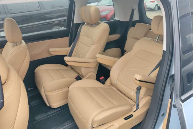 Used GAC Trumpchi E8 New Energy 2024 150km MAX+ Left Rear Seat