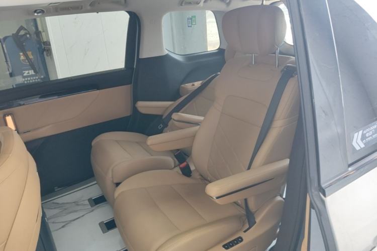 Used GAC Trumpchi E8 New Energy 2024 150km MAX+ Left Rear Seat
