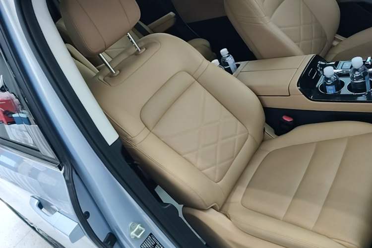 Used GAC Trumpchi E8 New Energy 2024 150km MAX+ Right Front Seat