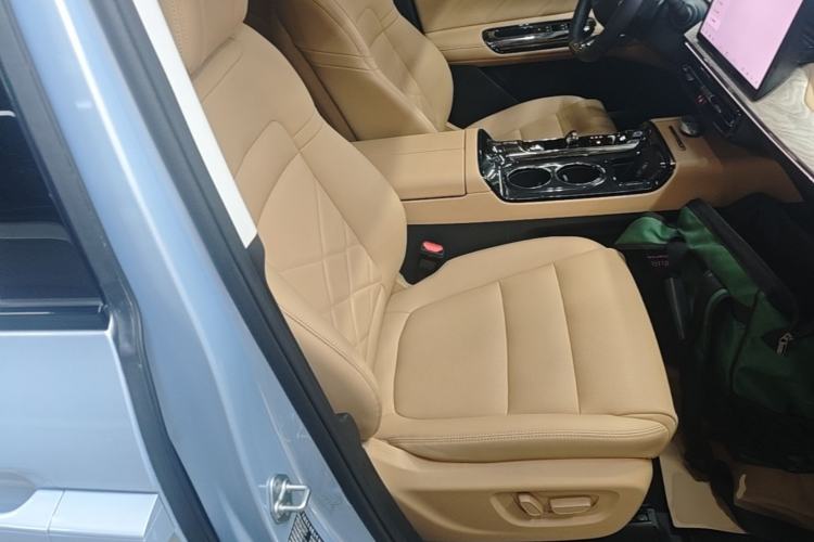 Used GAC Trumpchi E8 New Energy 2024 150km MAX+ Right Front Seat