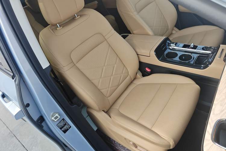 Used GAC Trumpchi E8 New Energy 2024 150km MAX+ Right Front Seat