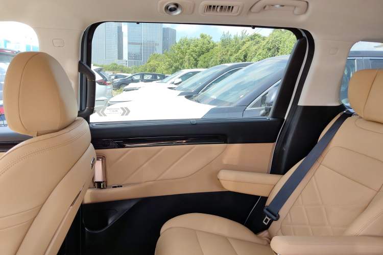 Used GAC Trumpchi E8 New Energy 2024 150km MAX+ Right Rear Door Interior