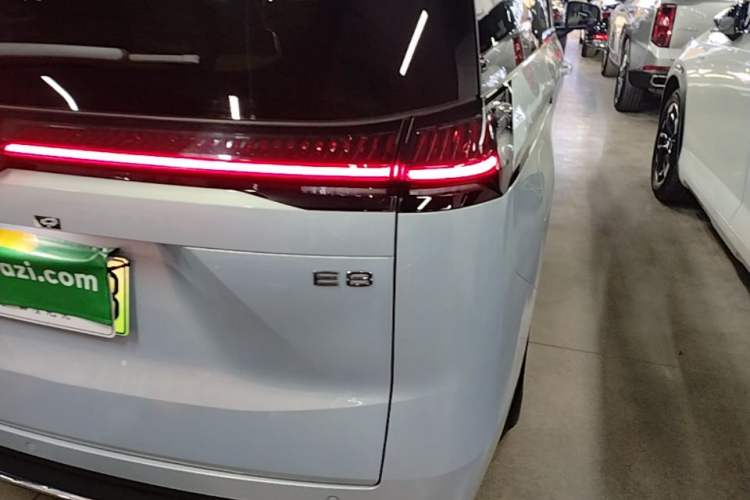 Used GAC Trumpchi E8 New Energy 2024 150km MAX+ Right Rear Taillight