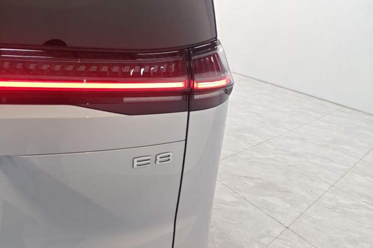 Used GAC Trumpchi E8 New Energy 2024 150km MAX+ Right Rear Taillight