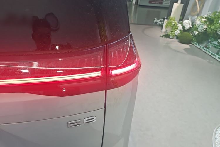 Used GAC Trumpchi E8 New Energy 2024 150km MAX+ Right Rear Taillight