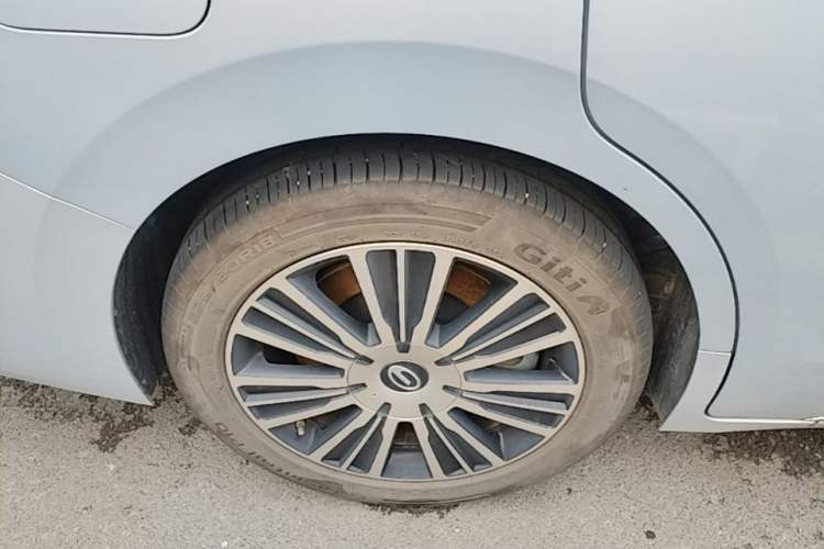 Used GAC Trumpchi E8 New Energy 2024 150km MAX+ Right Rear Wheel Hub
