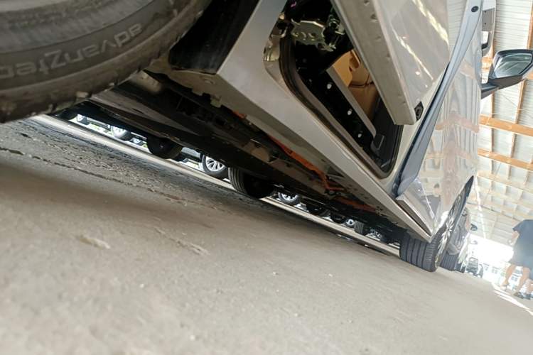 Used GAC Trumpchi E8 New Energy 2024 150km MAX+ Right Side Sill