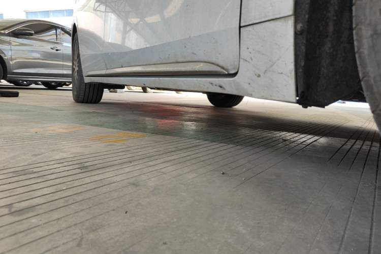Used GAC Trumpchi E8 New Energy 2024 150km MAX+ Right Side Sill
