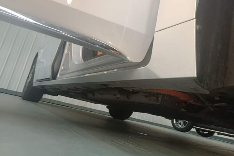 Used GAC Trumpchi E8 New Energy 2024 150km MAX+ Right Side Sill