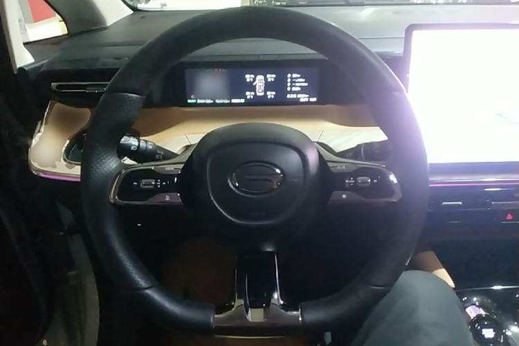 Used GAC Trumpchi E8 New Energy 2024 150km Longteng Glorious+ Steering Wheel