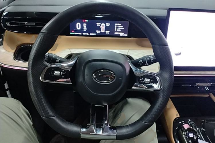Used GAC Trumpchi E8 New Energy 2024 150km MAX+ Steering Wheel