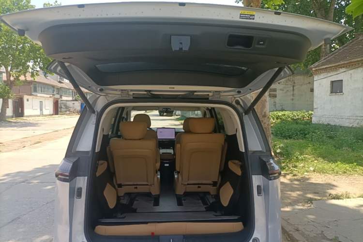 Used GAC Trumpchi E8 New Energy 2024 150km MAX+ Trunk
