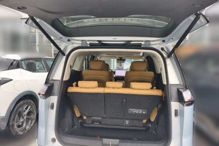 Used GAC Trumpchi E8 New Energy 2024 150km MAX+ Trunk
