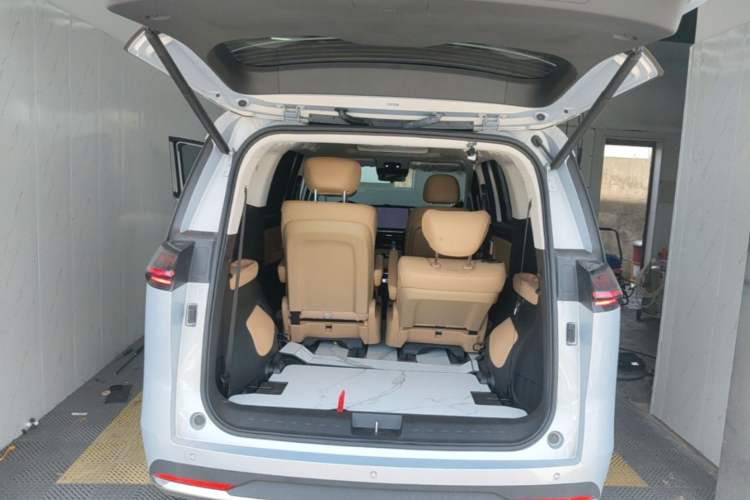 Used GAC Trumpchi E8 New Energy 2024 150km MAX+ Trunk