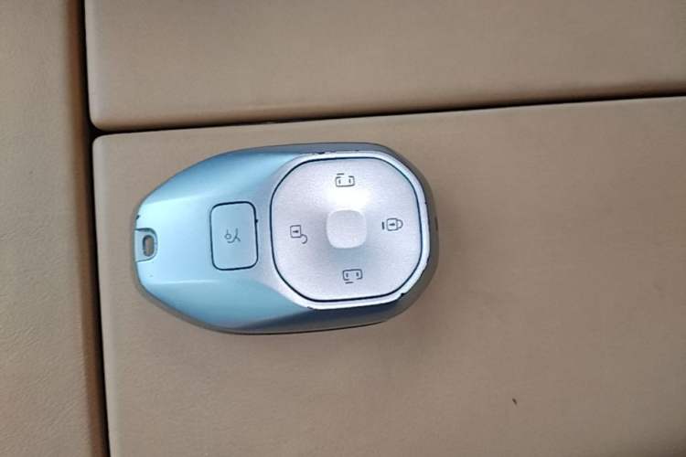 Used GAC Trumpchi E8 New Energy 2024 150km MAX+ Vehicle Key