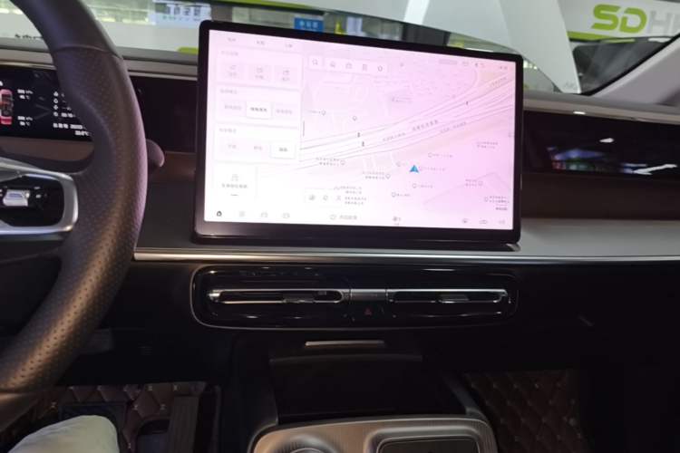 Used GAC Trumpchi E8 New Energy 2024 150km PRO Audio And AC Panel