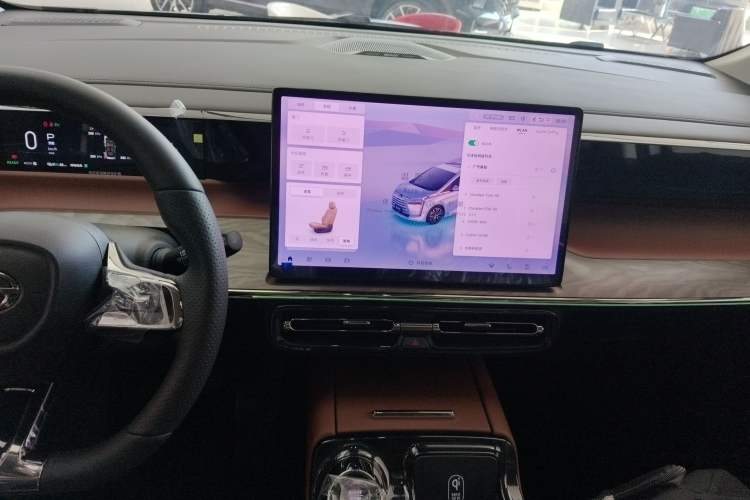 Used GAC Trumpchi E8 New Energy 2024 150km Longteng Glorious+ Audio And AC Panel