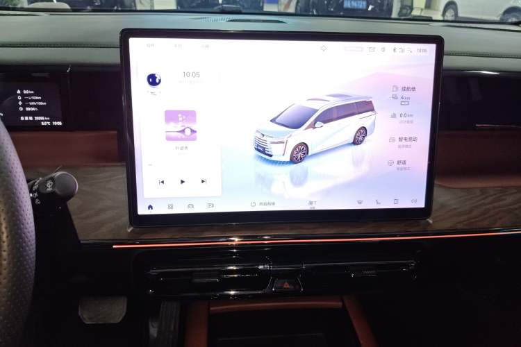 Used GAC Trumpchi E8 New Energy 2024 150km MAX+ Audio And AC Panel