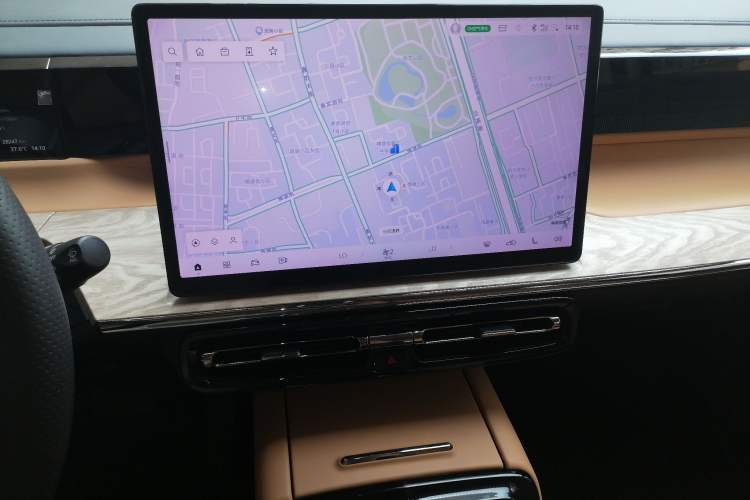 Used GAC Trumpchi E8 New Energy 2024 150km Longteng Glorious+ Audio And AC Panel