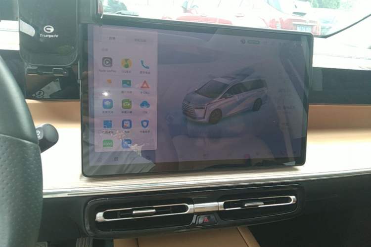 Used GAC Trumpchi E8 New Energy 2024 150km MAX Audio And AC Panel