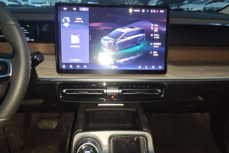 Used GAC Trumpchi E8 New Energy 2024 150km MAX Audio And AC Panel