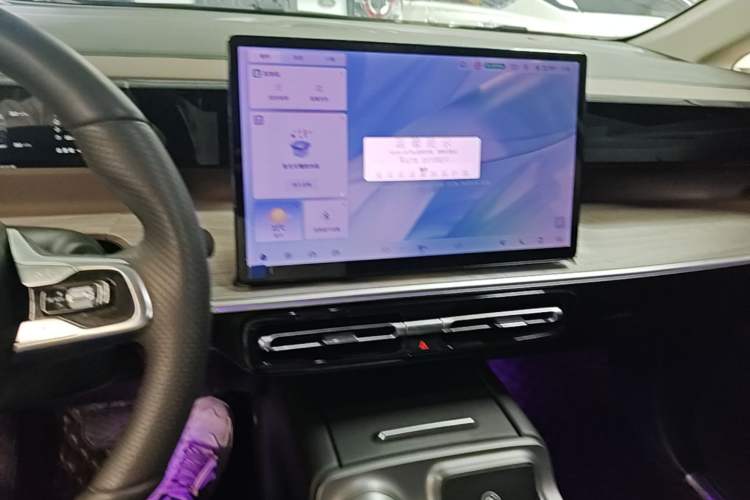 Used GAC Trumpchi E8 New Energy 2024 150km MAX Audio And AC Panel