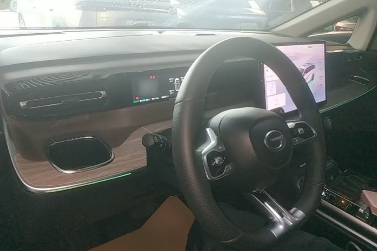 Used GAC Trumpchi E8 New Energy 2024 150km MAX Center Console